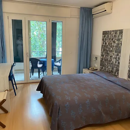 Meuble Patrizia Γκράντο