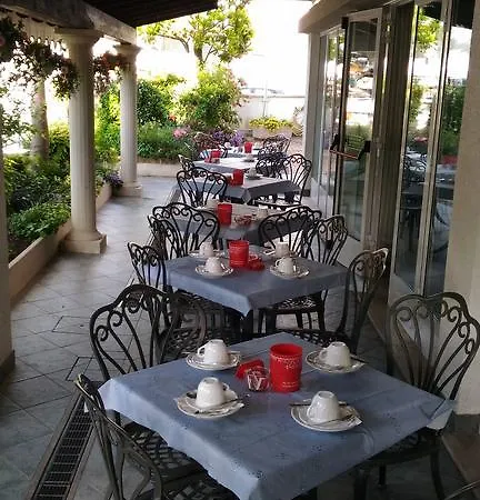 Meuble Patrizia Γκράντο