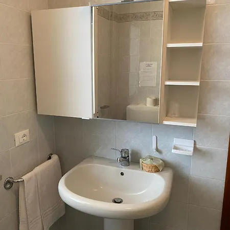 Meuble Patrizia Отель Градо